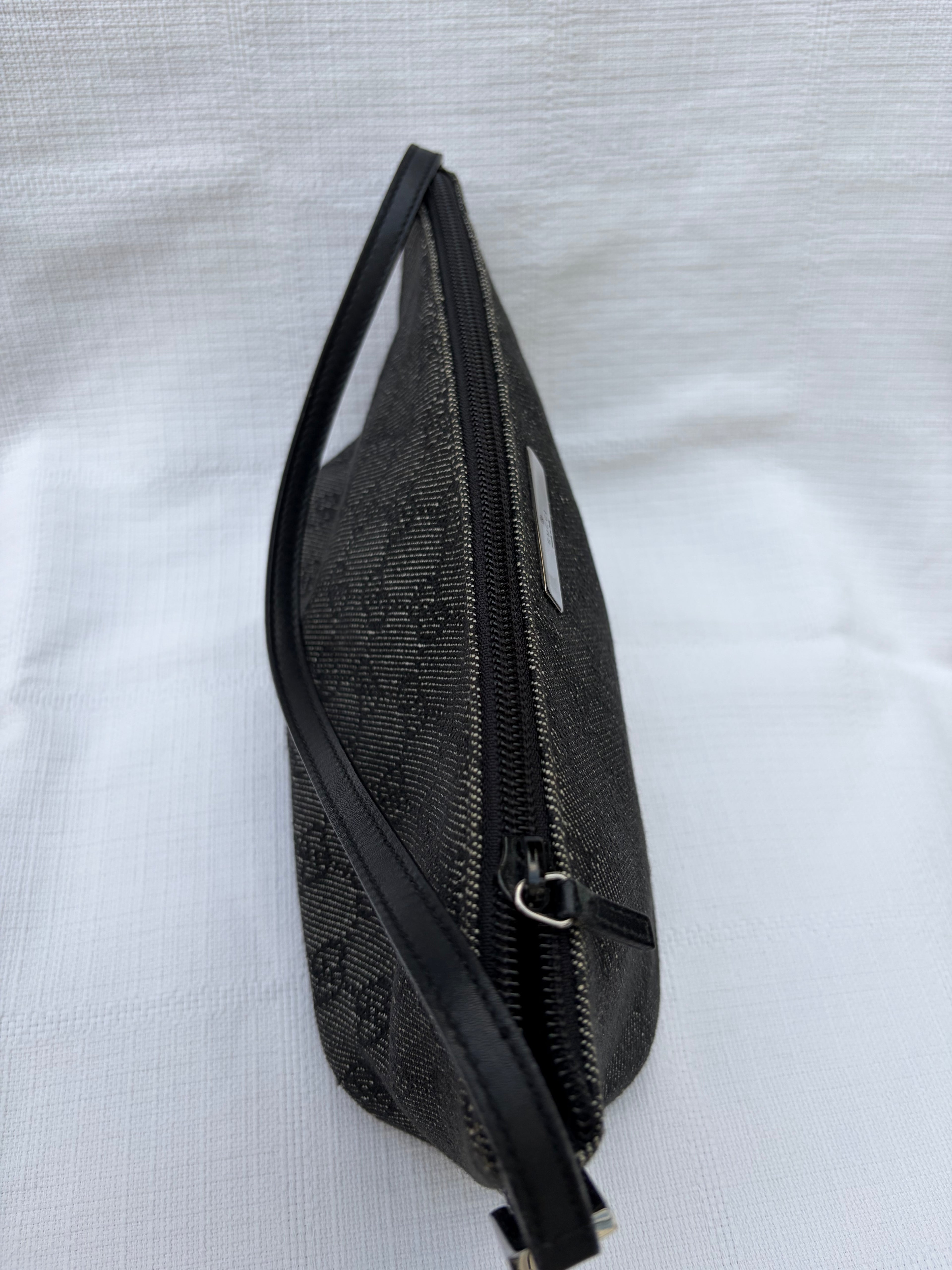 Gucci GG Canvas Canvas & Leather Hand bag Black