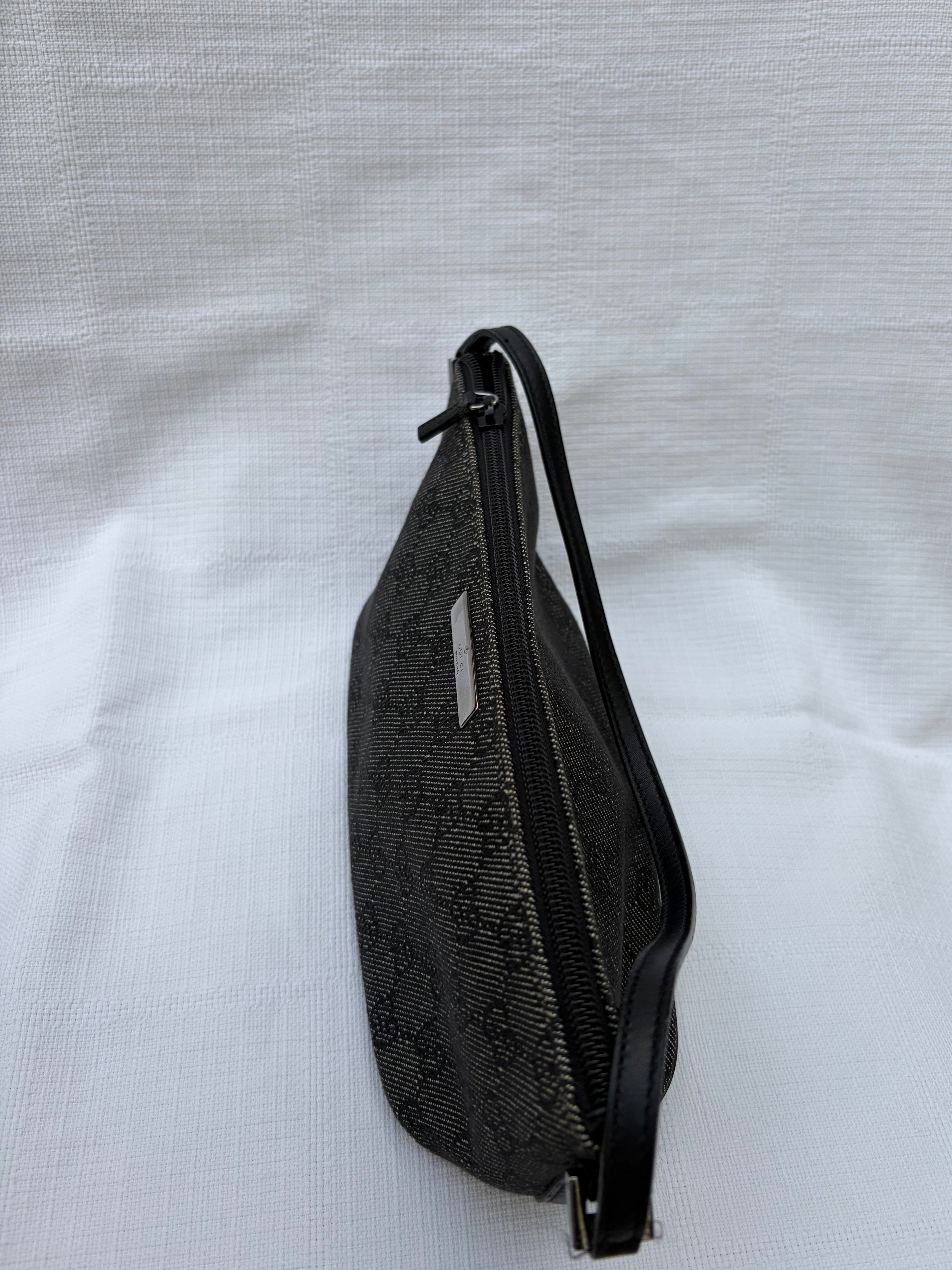 Gucci GG Canvas Canvas & Leather Hand bag Black