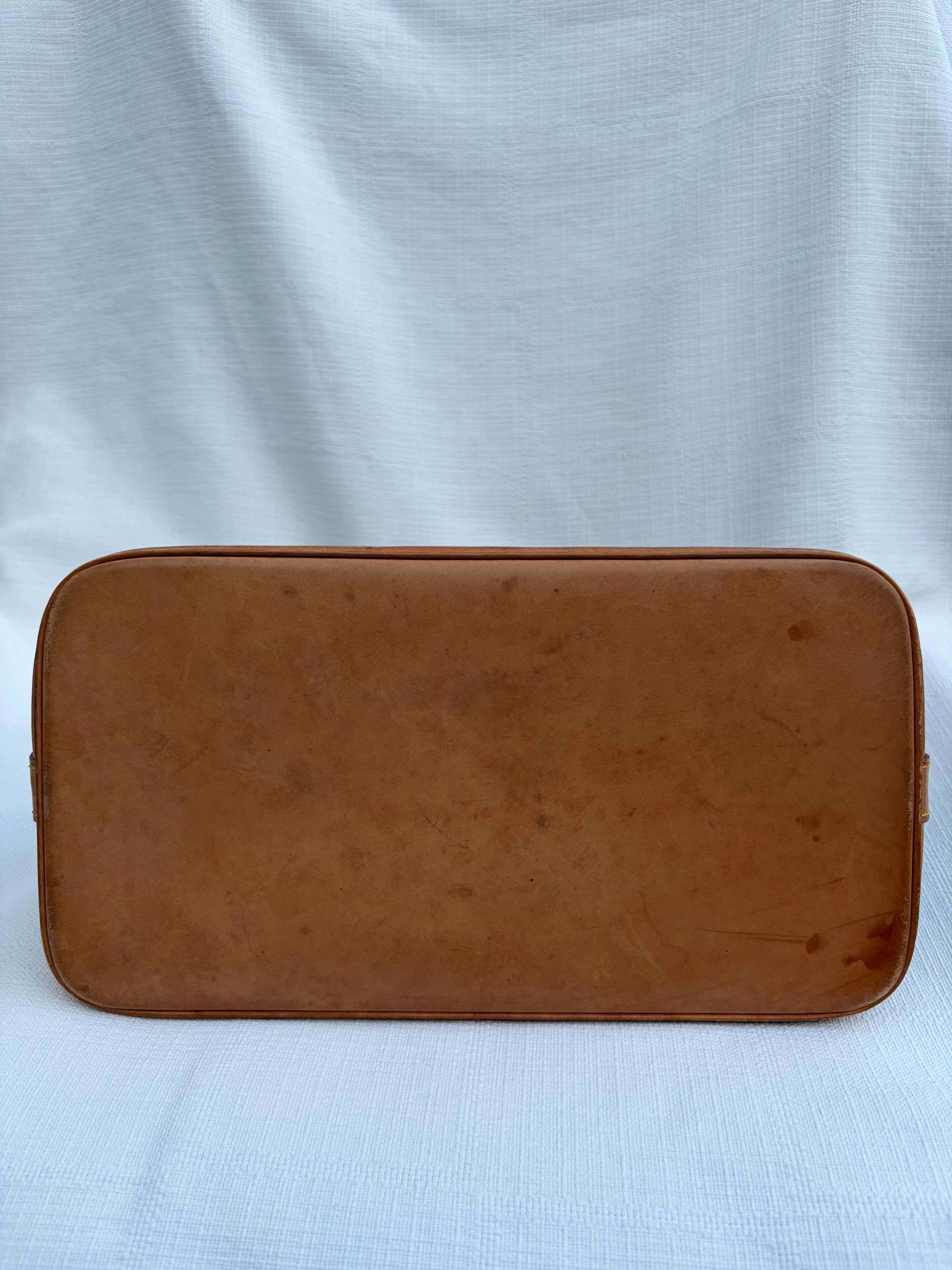 Louis Vuitton Alma
